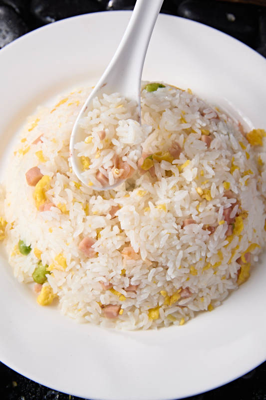 美味青豆火腿蛋炒饭图片