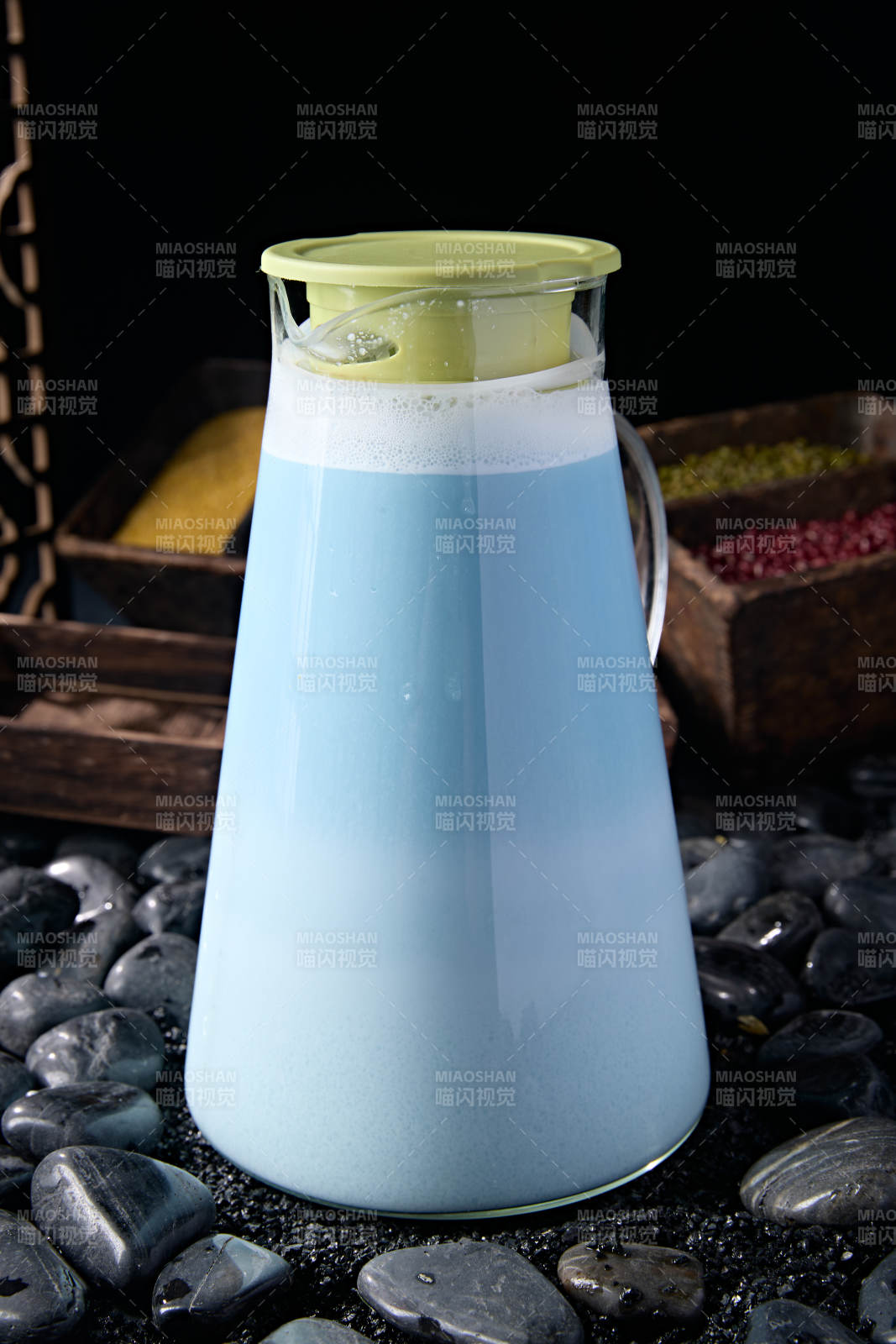 鲜榨蝶豆花米糊热饮图片