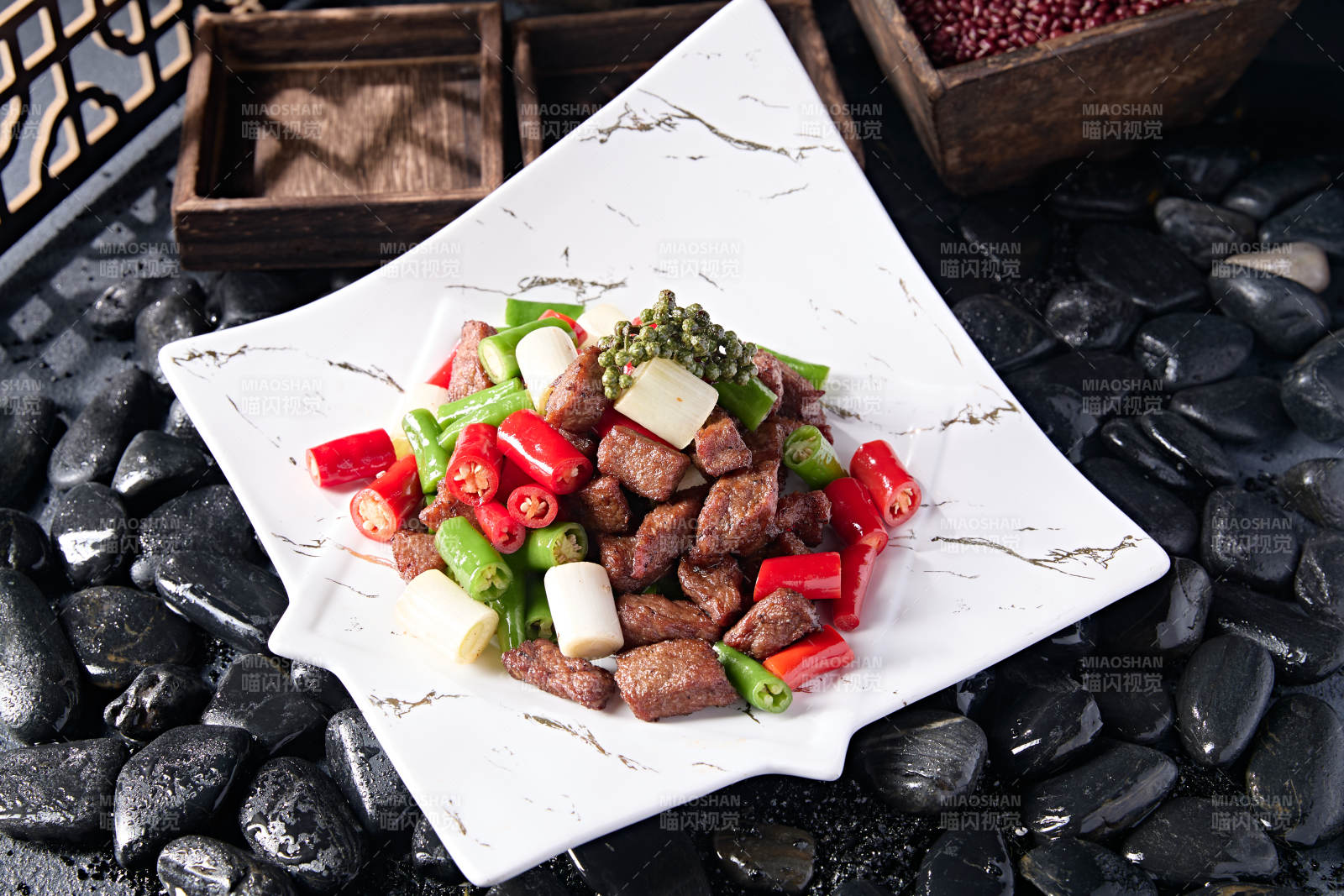 杭椒爆黑椒牛肉图片