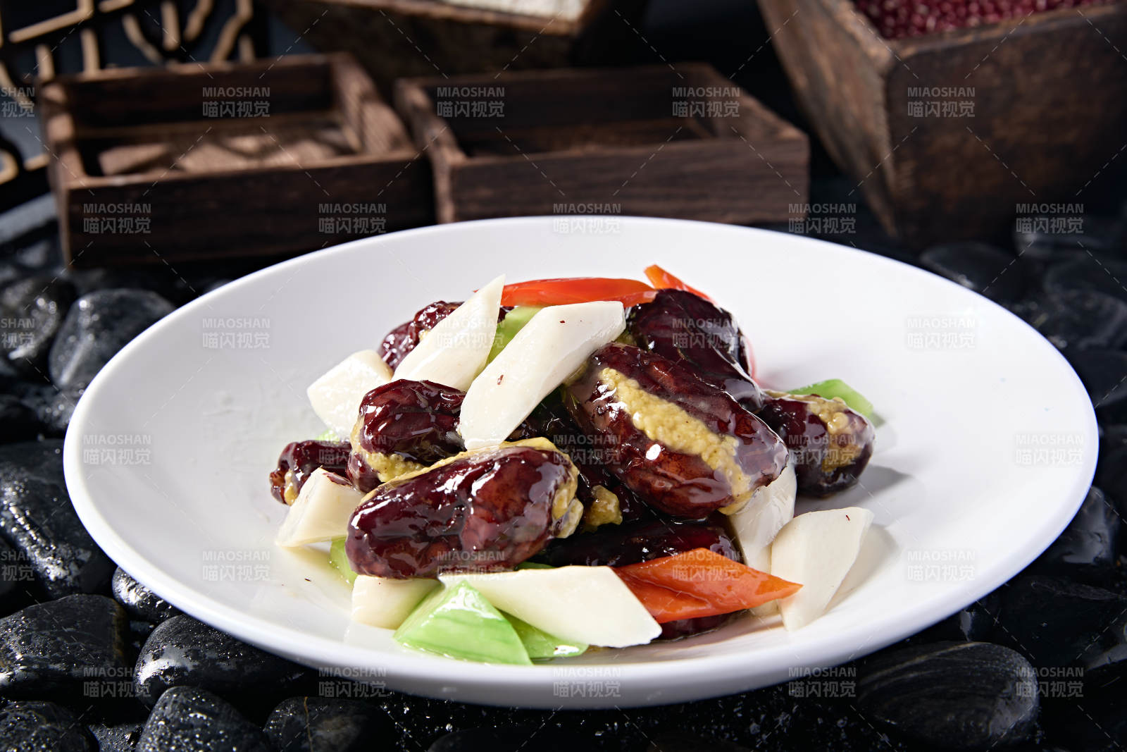 糖焗彩椒乳瓜山药小米新疆蜜枣图片