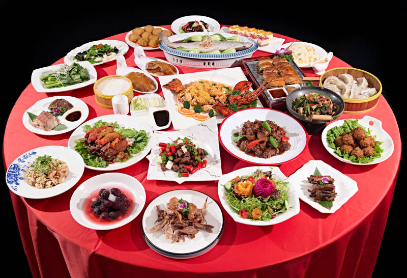 一桌高档酒店婚宴酒席图片