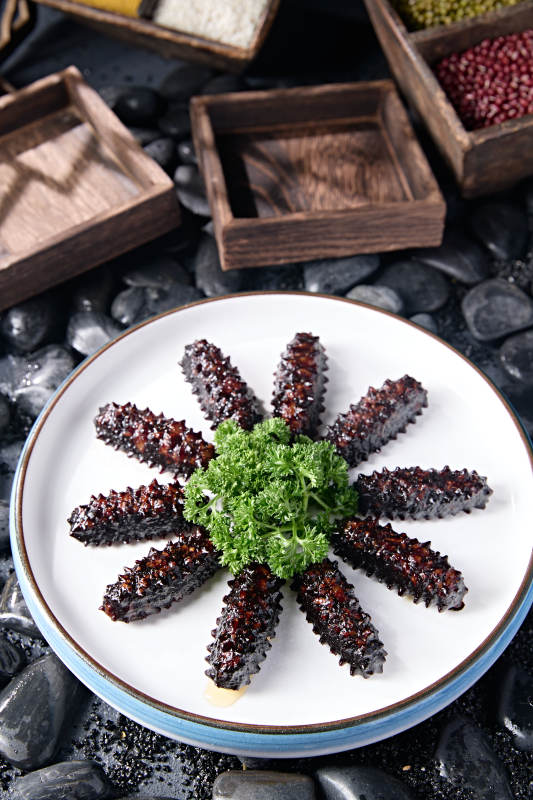 梅花参海参造型的肉糜皮冻图片