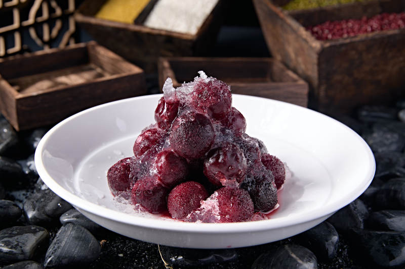 糖水冰镇雪蛤杨梅图片