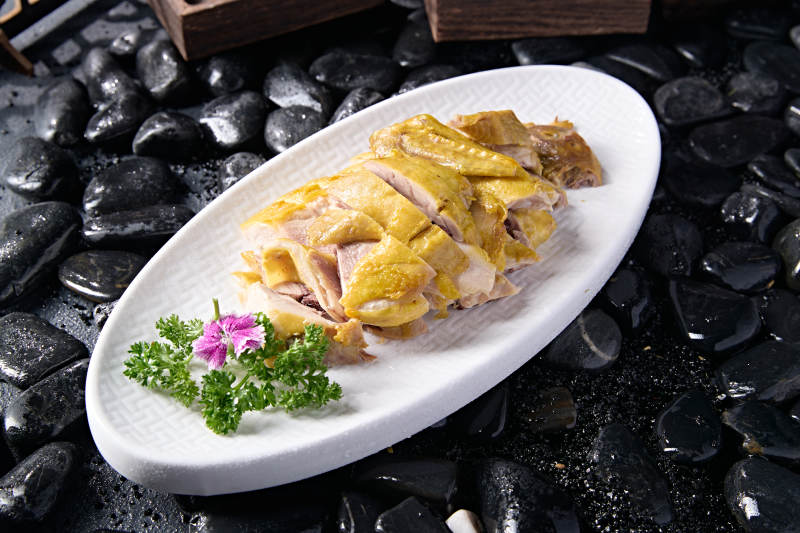 精美凉菜广式盐水白切鸡图片