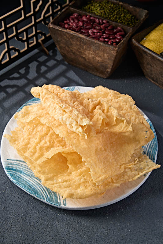 油炸响铃卷皮炸油豆皮图片