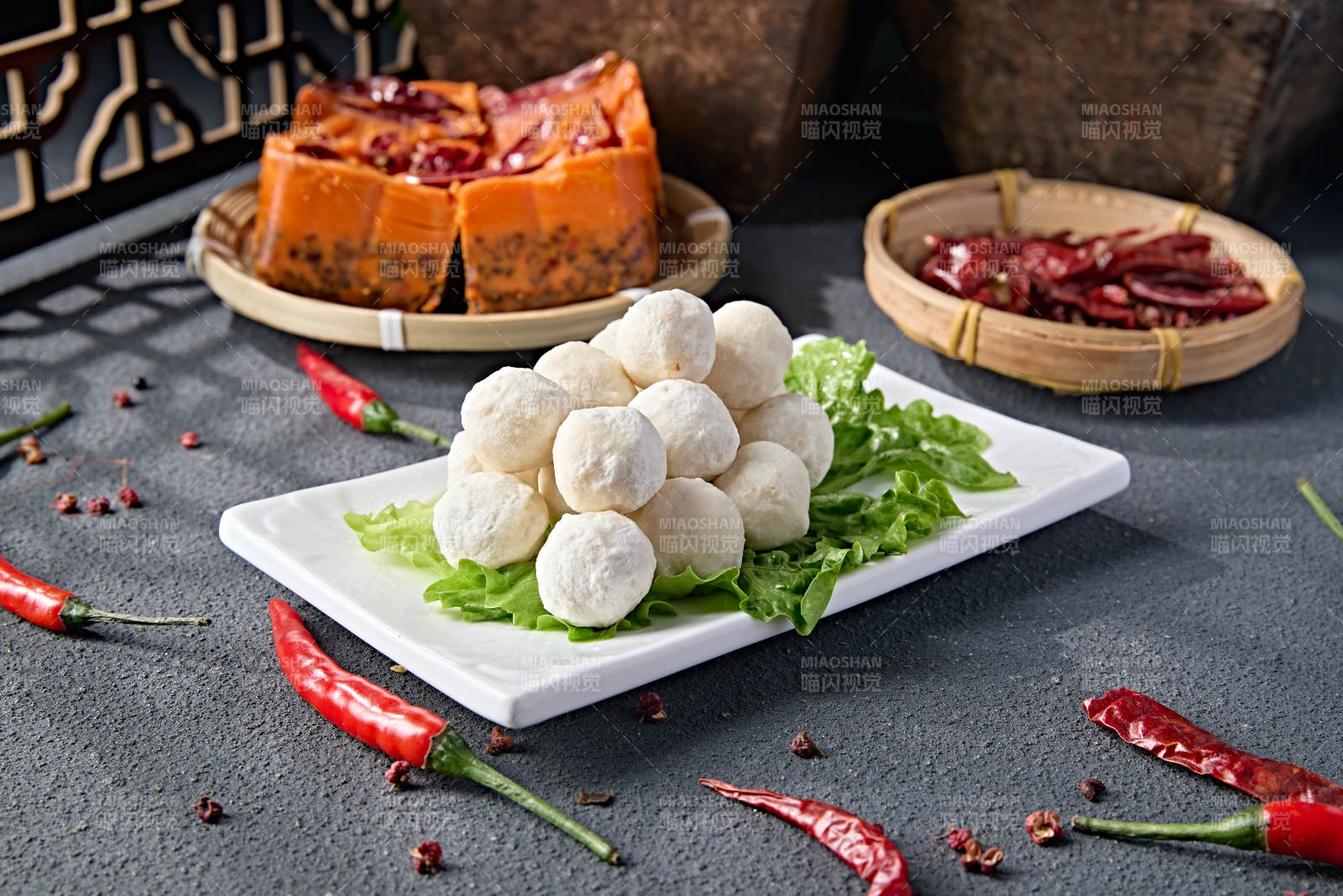 传统火锅食材美味鱼丸图片