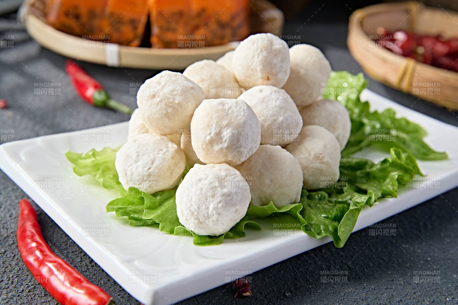 传统火锅食材美味鱼丸图片