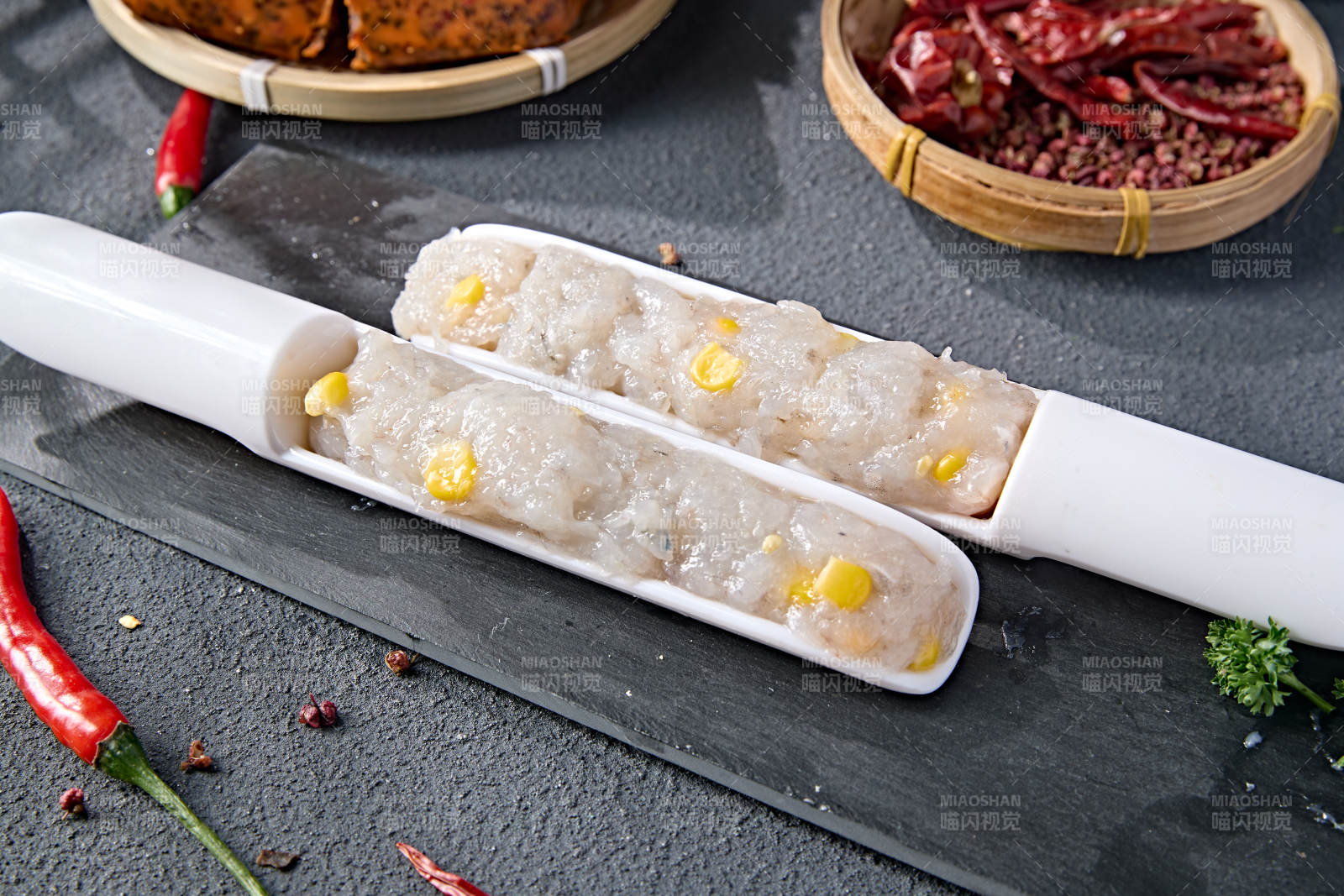 重庆火锅食材鲜虾虾滑图片