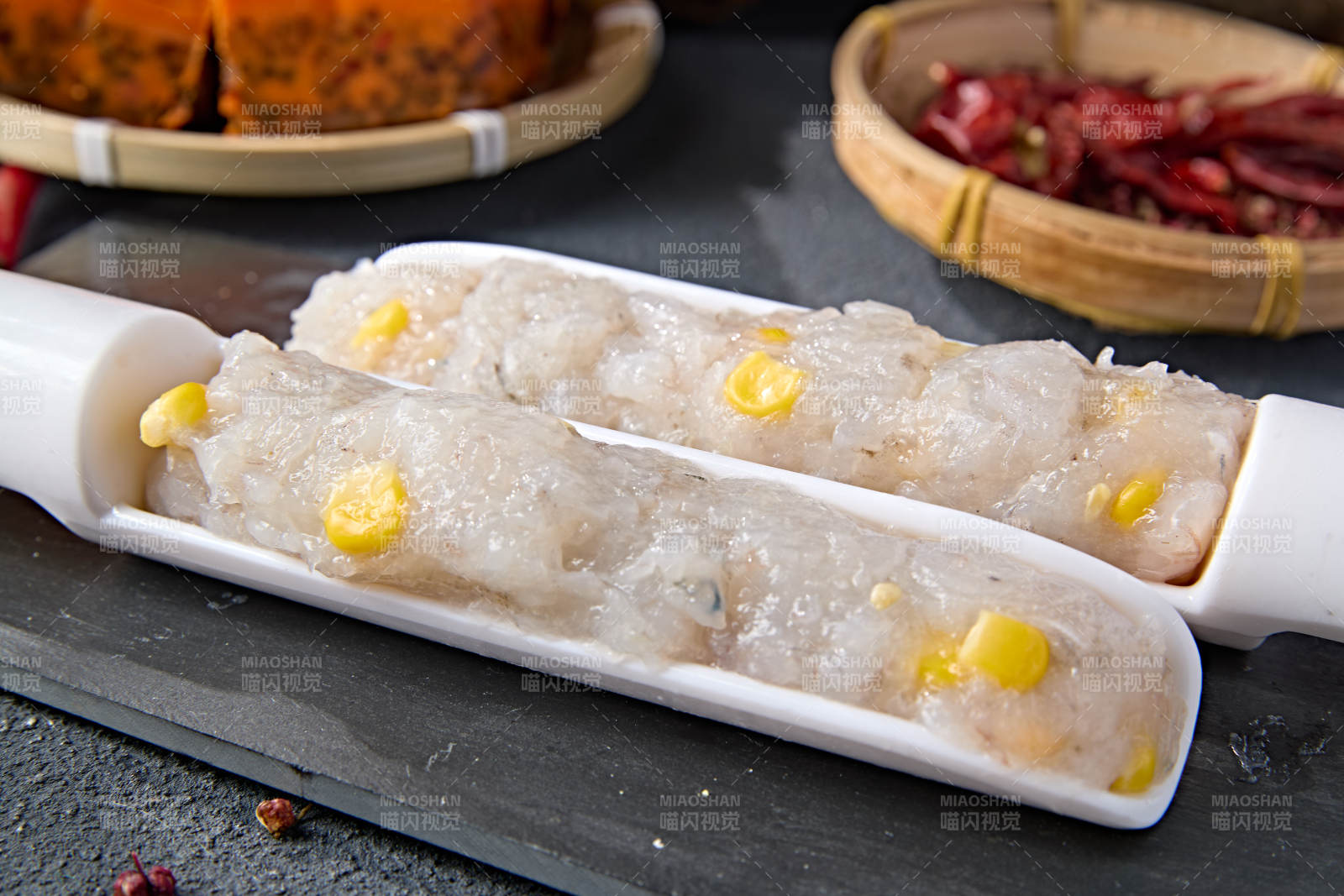 重庆火锅食材鲜虾虾滑图片
