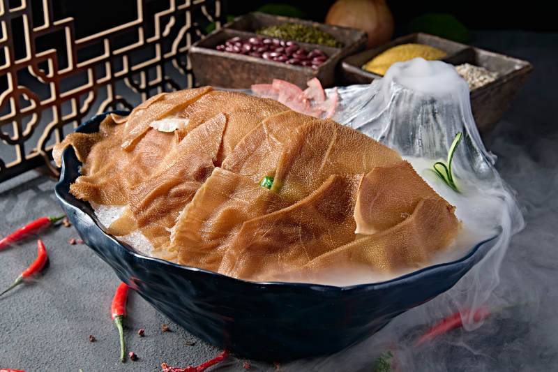 美味火锅食材鲜嫩大片毛肚图片