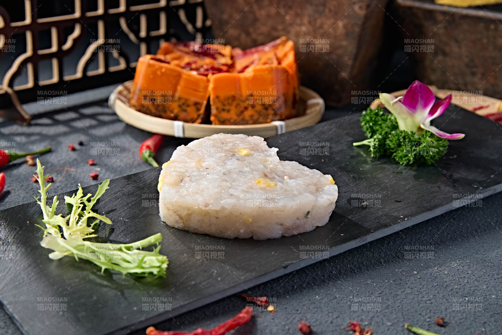 重庆火锅食材鲜虾虾滑图片