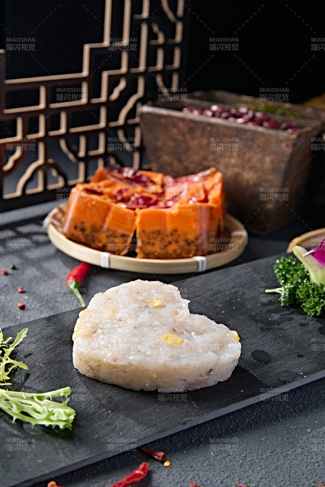 重庆火锅食材鲜虾虾滑图片