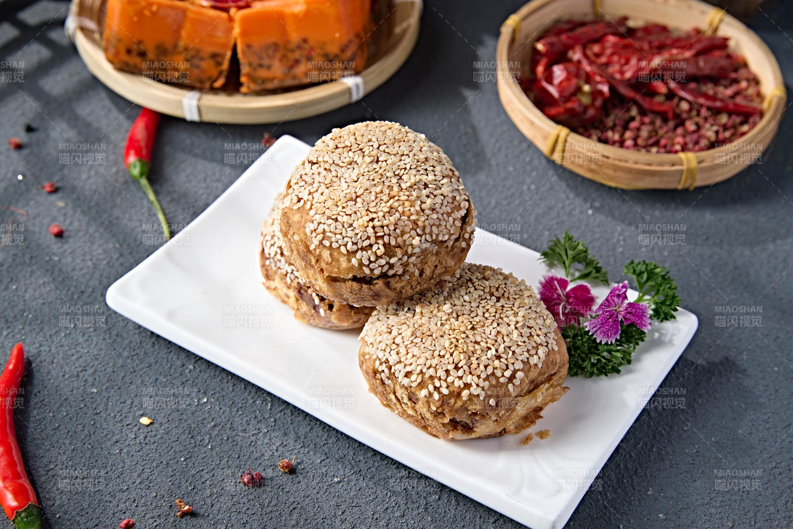 芝麻红糖棋子烧饼图片