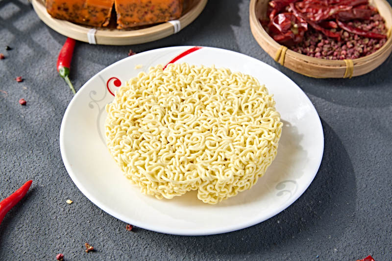高档火锅料理食材方便面饼图片