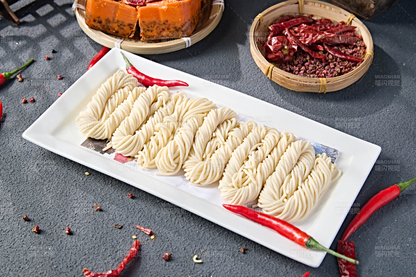 海底捞火锅食材手擀面条图片