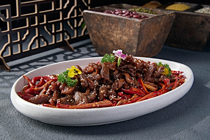 川香辣爆牛柳图片