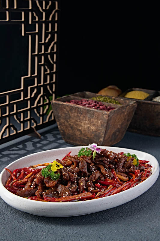 川香辣爆牛柳图片