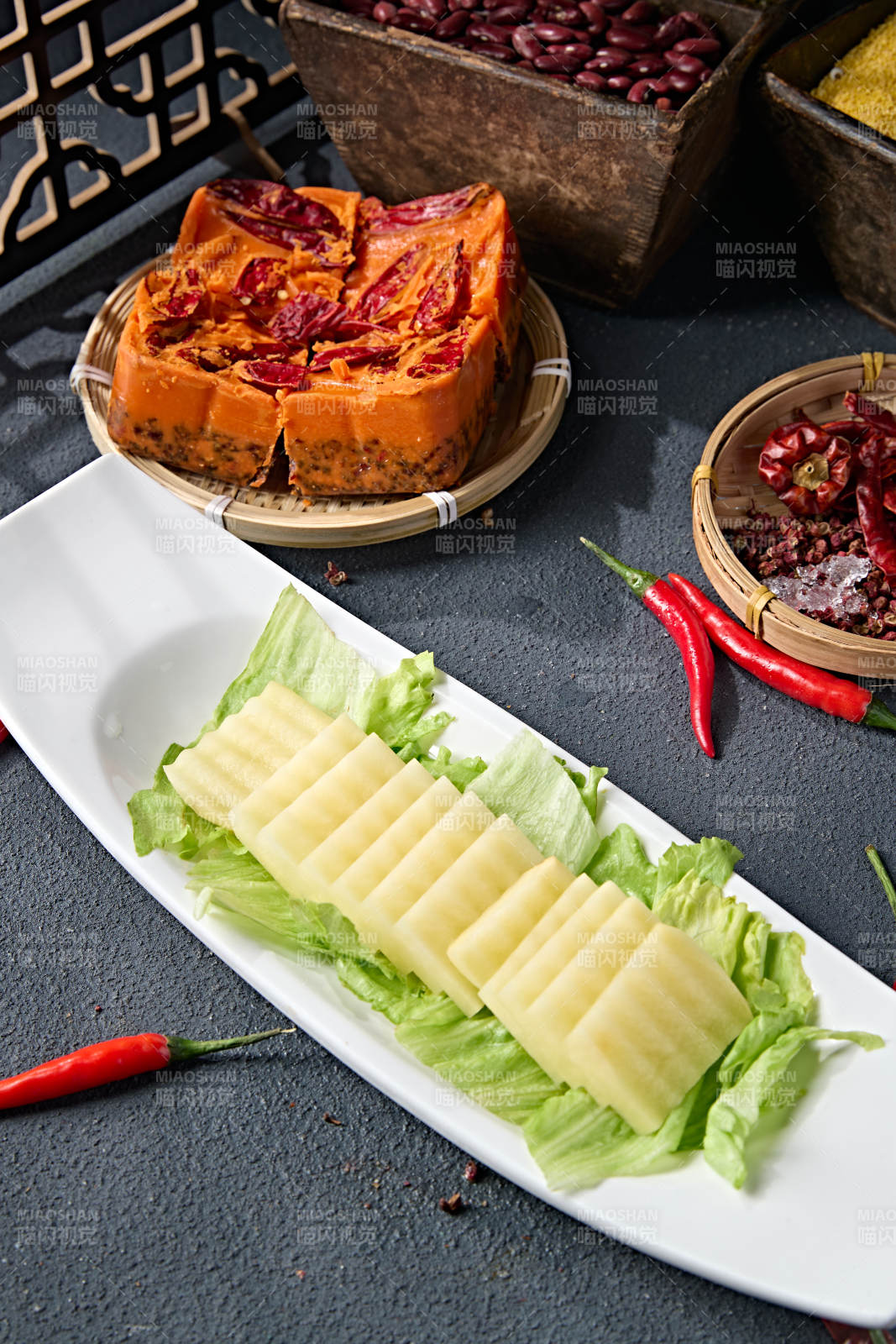 新鲜鲜切土豆片马铃薯片图片