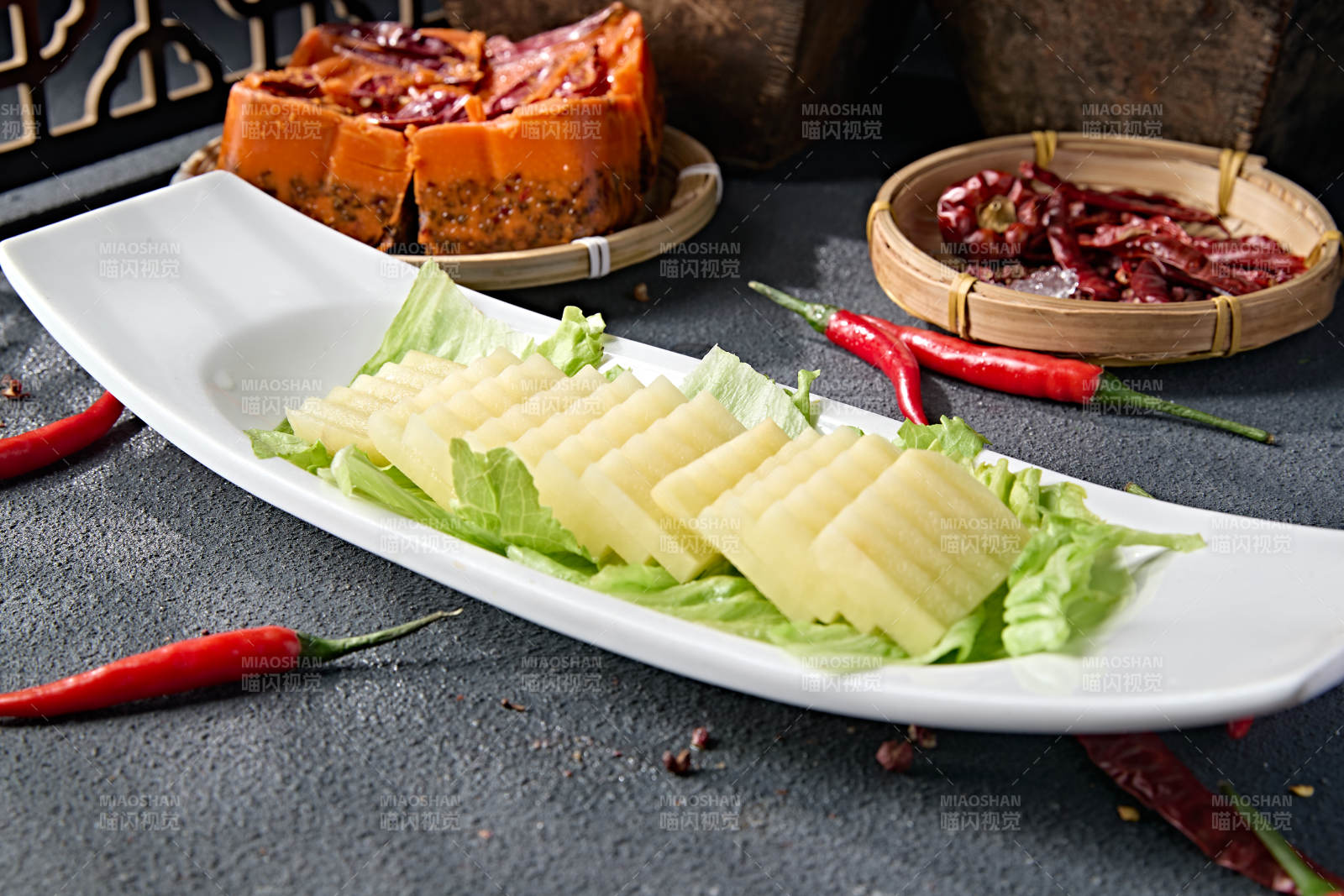 新鲜鲜切土豆片马铃薯片图片