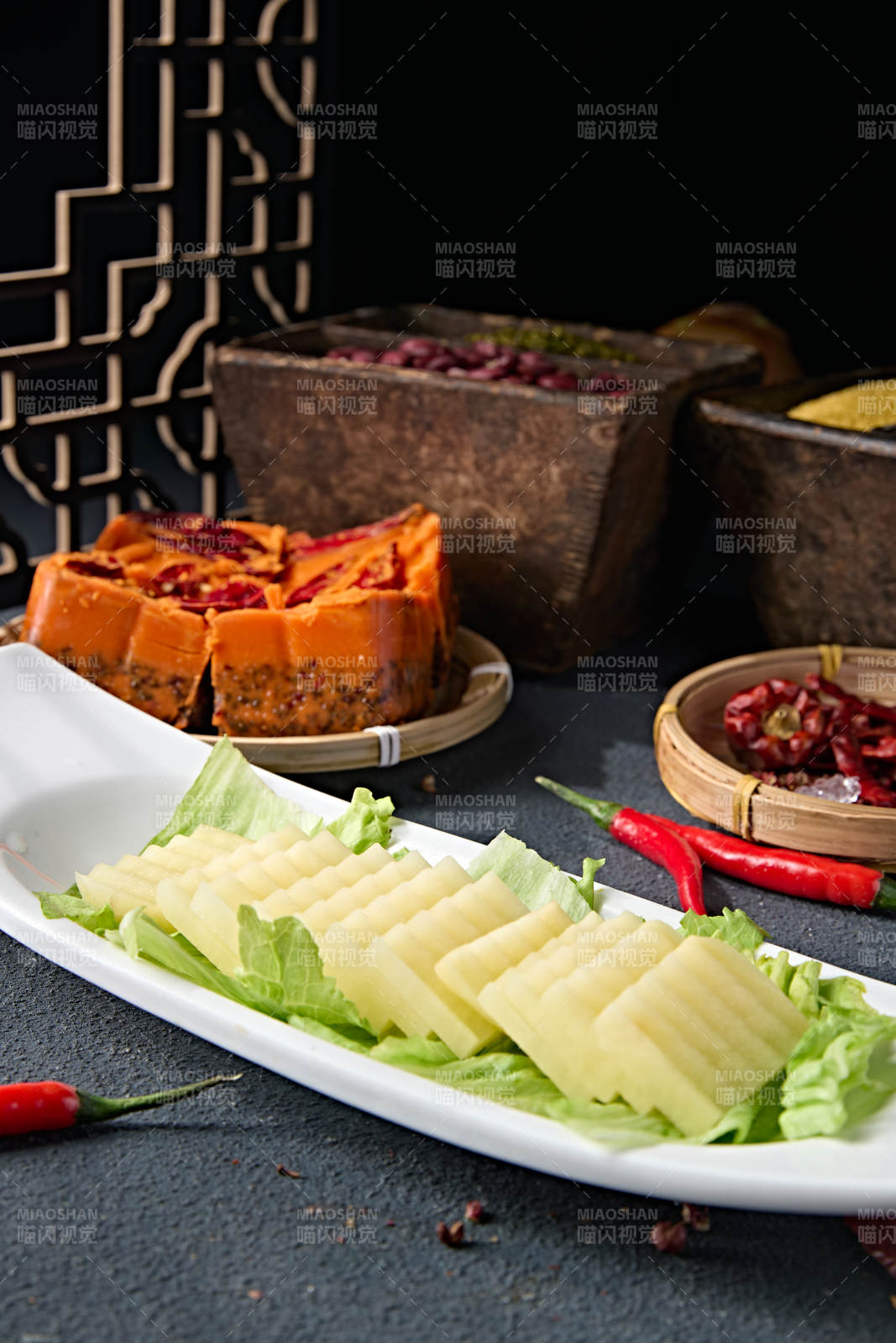 新鲜鲜切土豆片马铃薯片图片