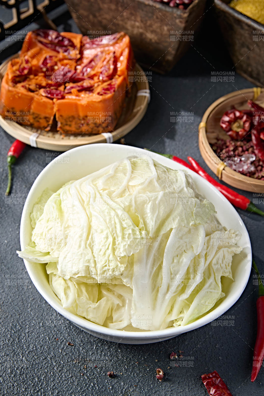 火锅打边炉食材手撕包菜图片