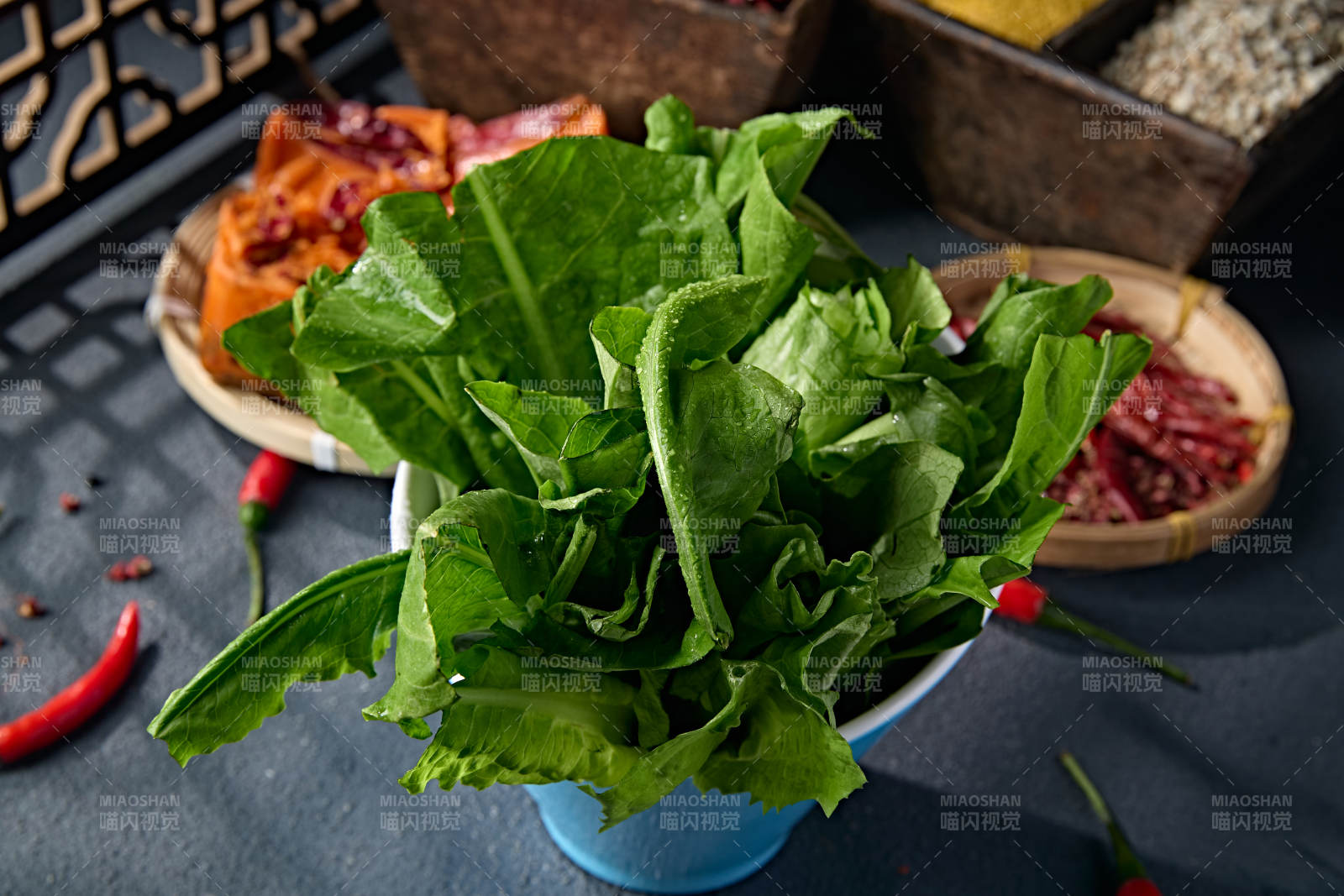新鲜的油麦菜图片