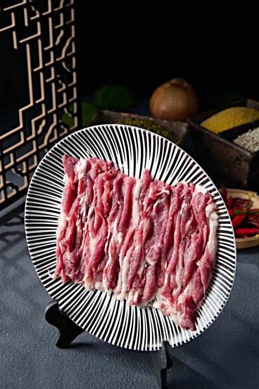 老北京铜锅鲜切羊肉片图片