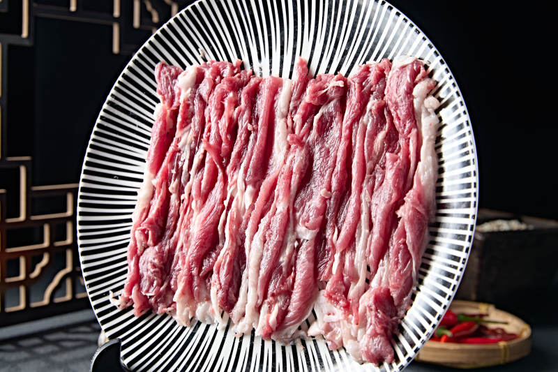 老北京铜锅鲜切羊肉片图片