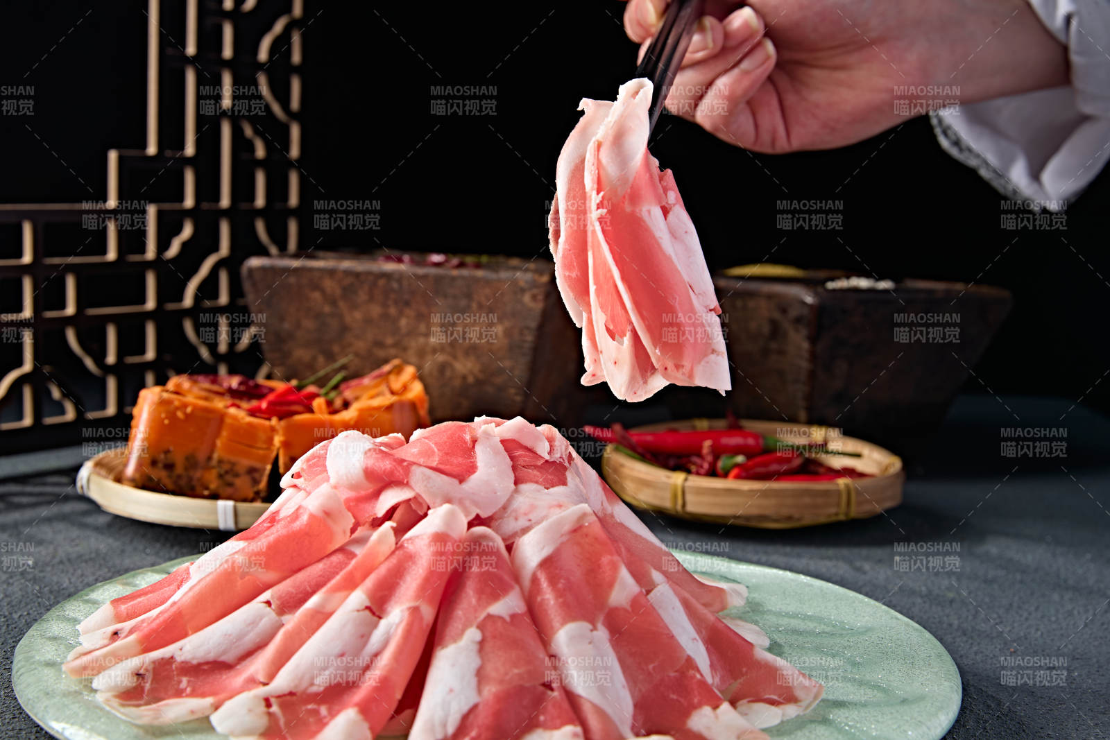 内蒙草原羔羊肉卷切片图片