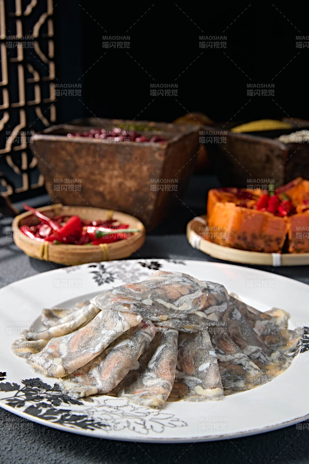 川渝火锅涮品乌鸡肉卷切片图片