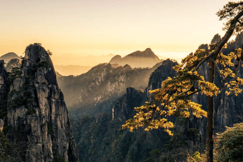 黄山晨曦美景图片