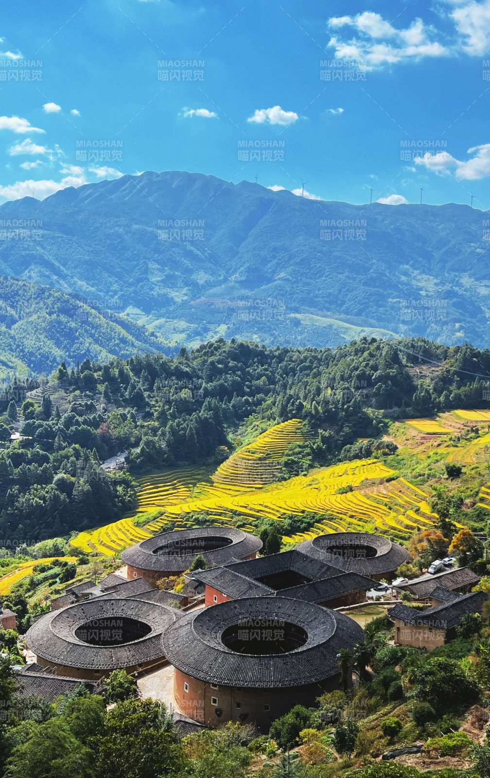 福建土楼梯田山景图片