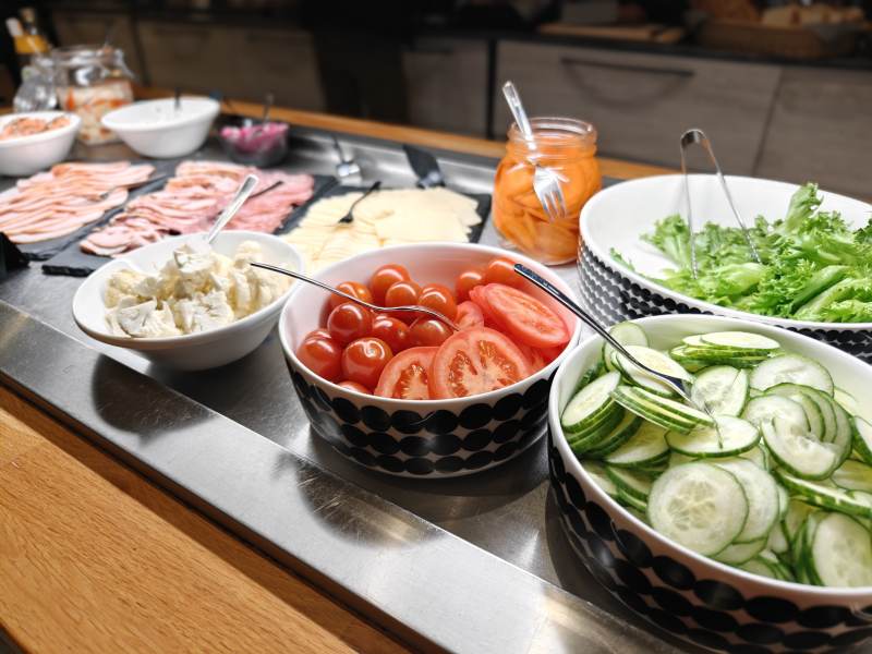 新鲜沙拉自助餐图片