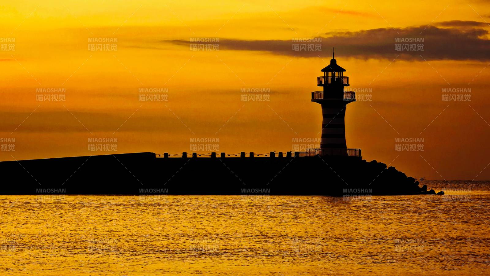 灯塔夕照图片