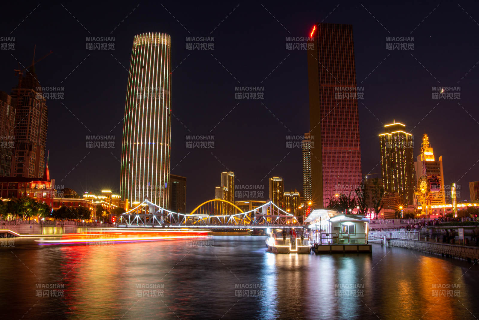 天津海河夜景城市河畔风光图片