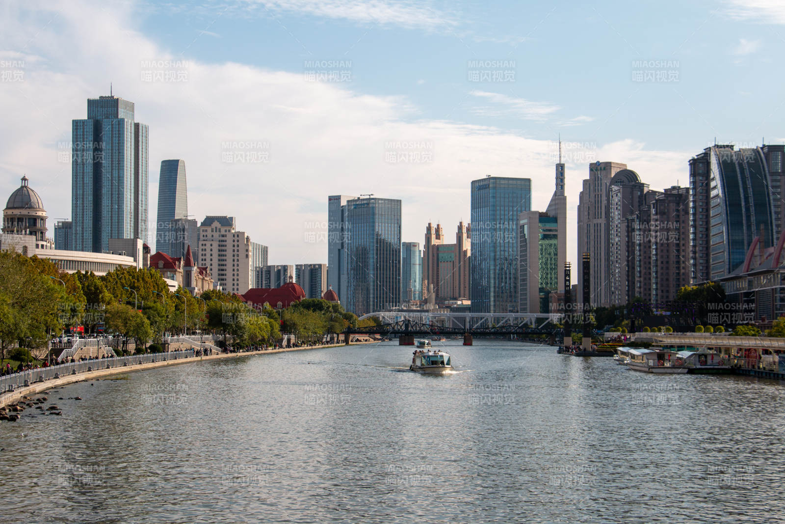 天津海河城市河景风光图片