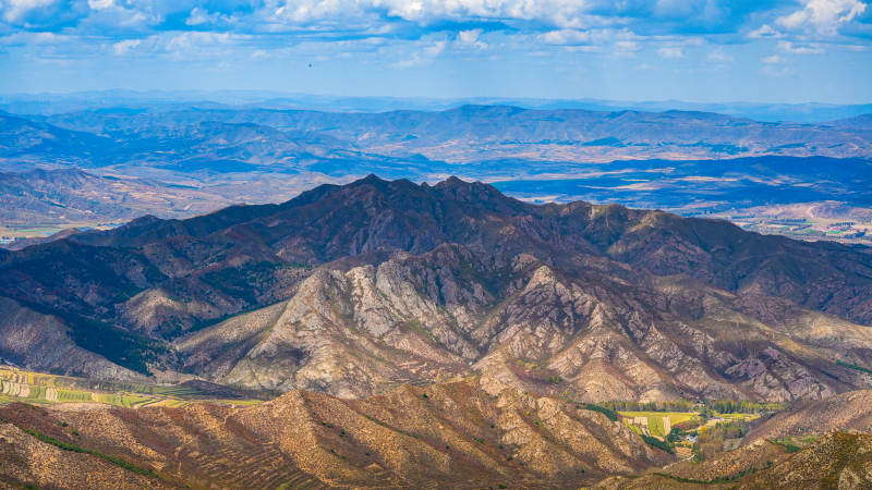 赤峰盔甲壮丽山川远景图片