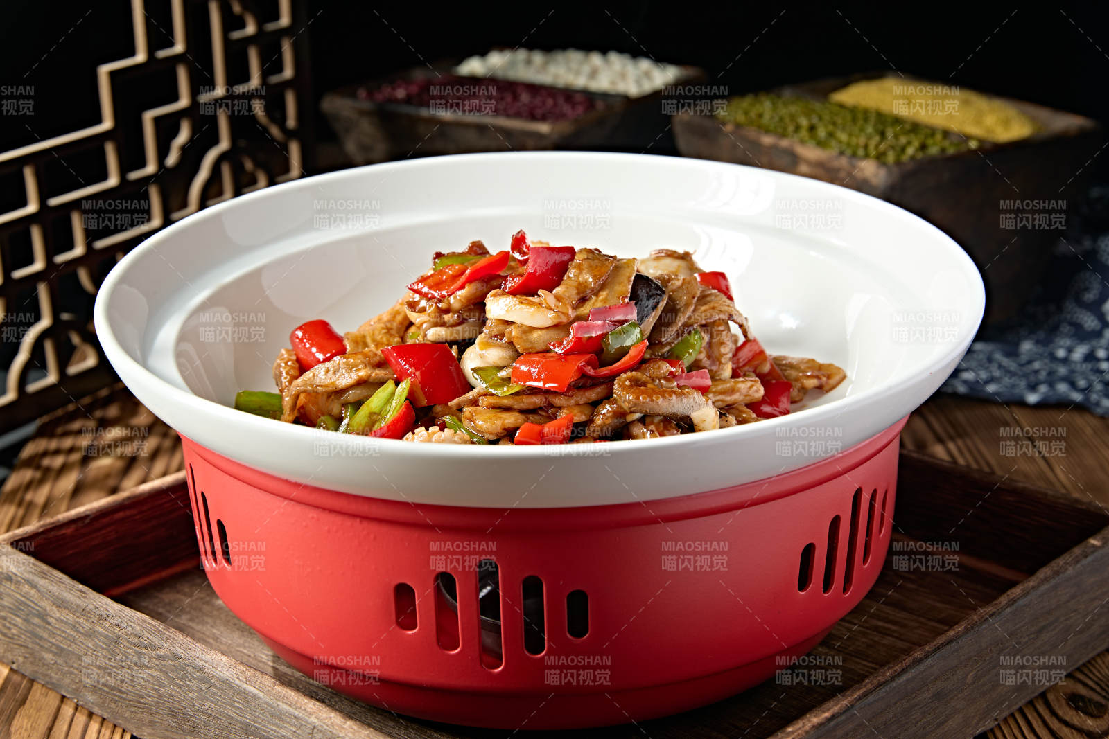 石锅彩椒五花肉辣炒小八爪图片