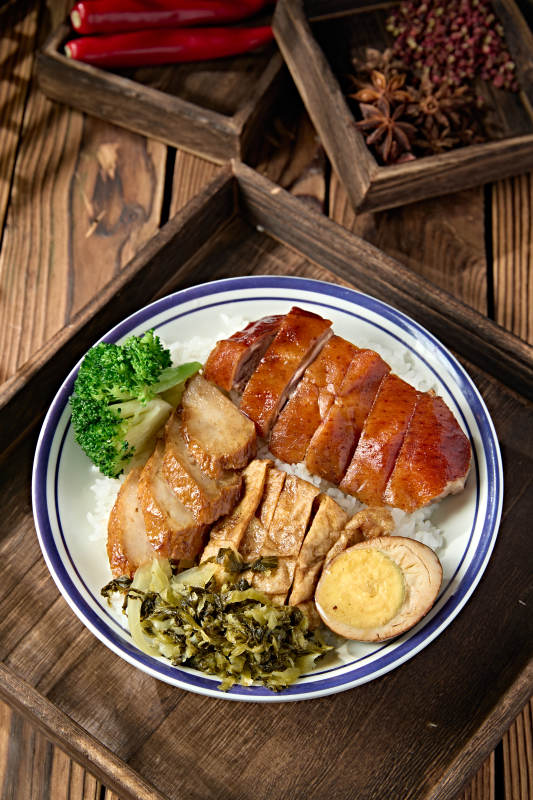 广式叉烧拼烧鹅饭图片