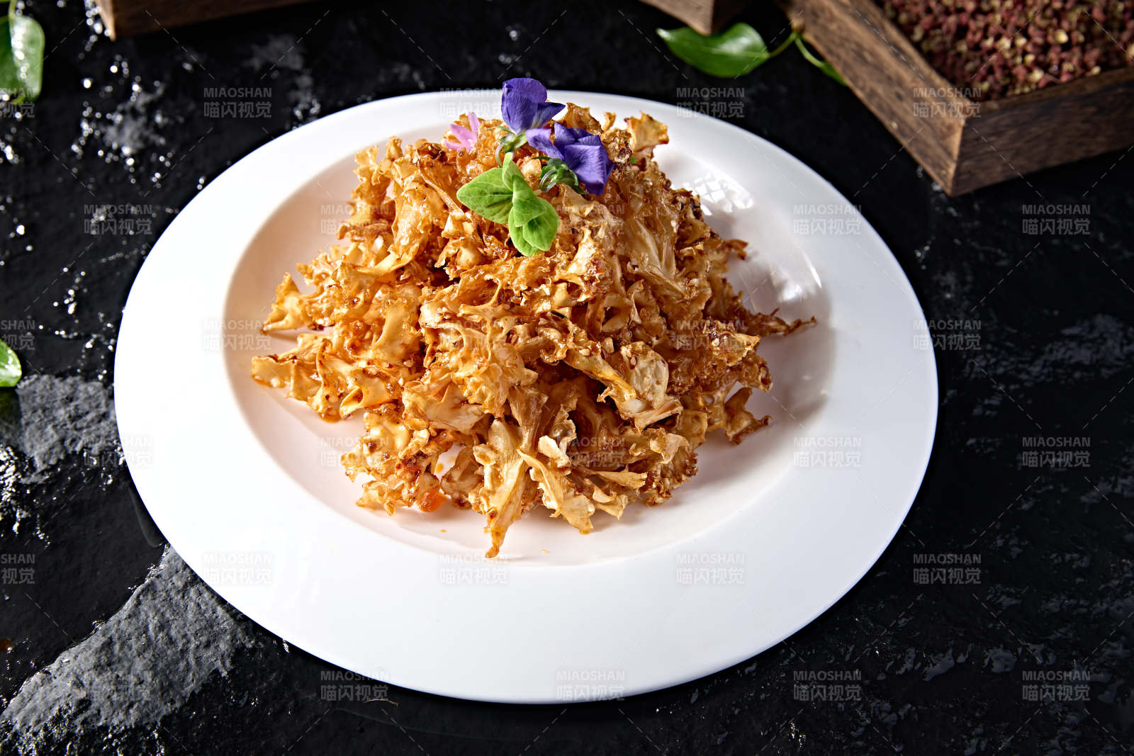 东北风味干炸鸡冠油图片