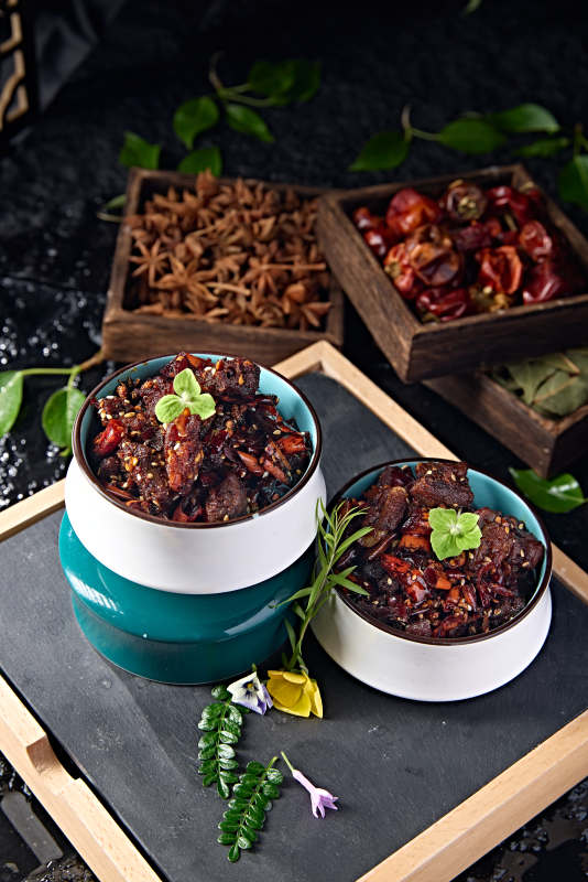 美味凉菜椒麻甜辣牛肉粒图片