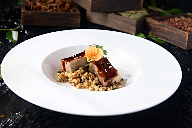 位菜薏米浇汁小羊排图片