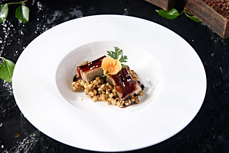 位菜薏米浇汁小羊排图片