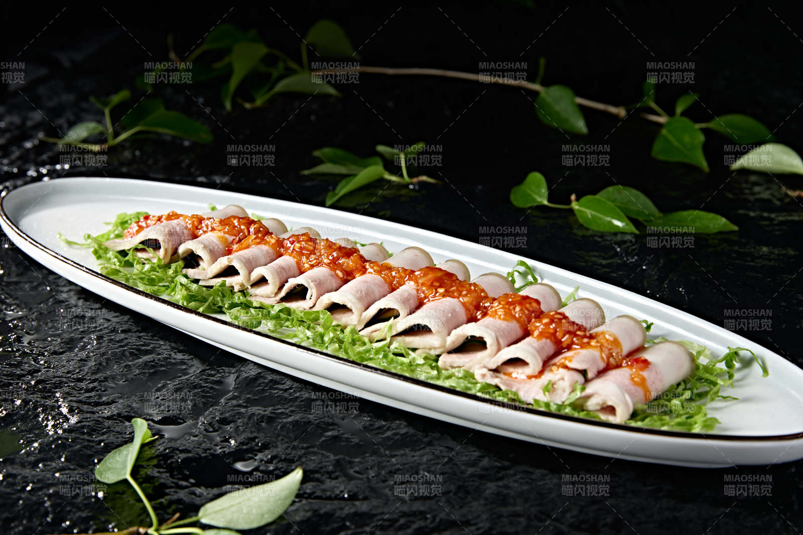 精美凉菜烧白肉配鲜椒酱图片