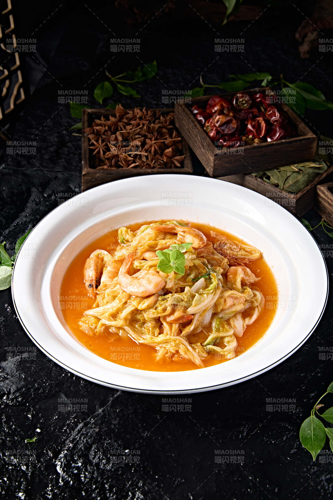 美味浓汤大虾烧白菜图片