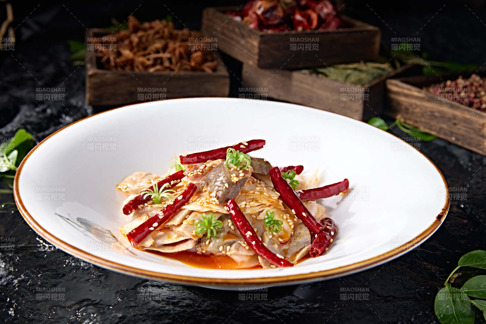 红油香辣猪肚片图片