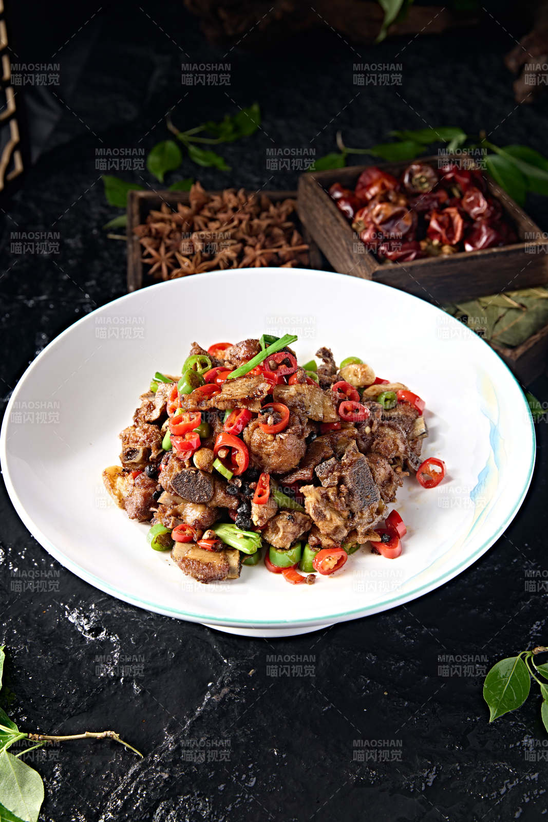 米椒豆豉蒜子炒猪小排图片