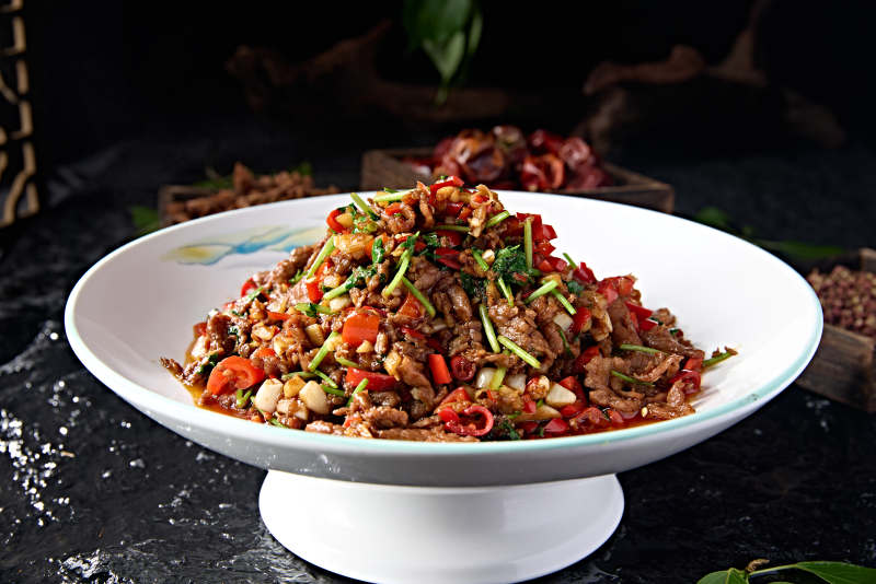 湘菜小炒蒜香剁椒小炒黄牛肉图片