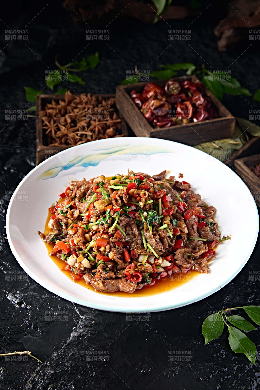 湘菜小炒蒜香剁椒小炒黄牛肉图片