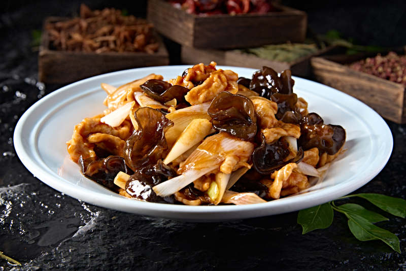 中餐木耳葱烧木须肉图片